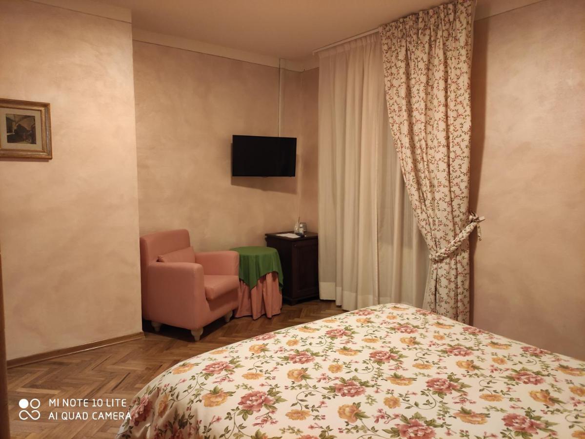 Da Ronald ... A Pian Del Papa Guest House Pratovecchio Exterior foto